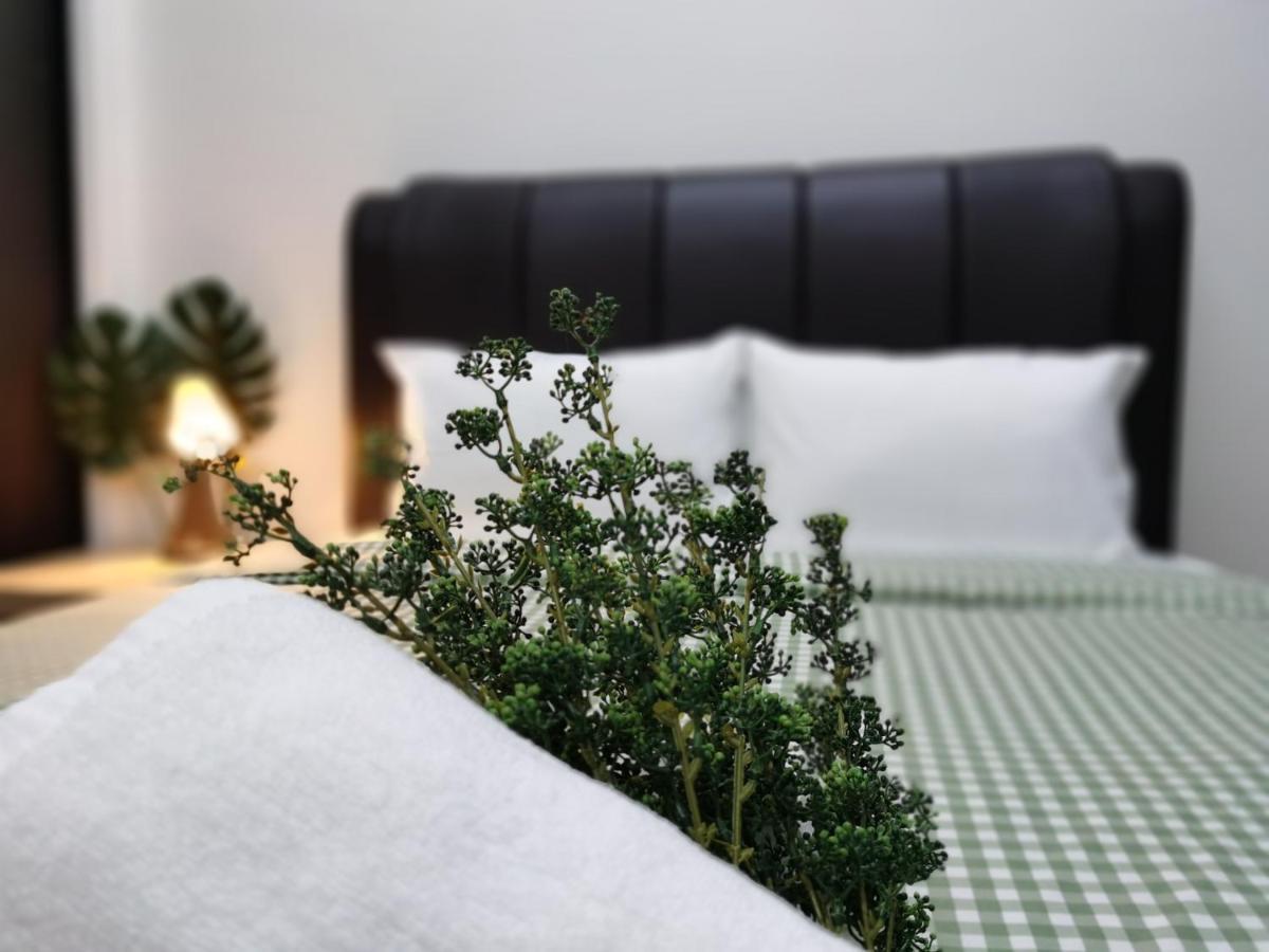 Beacon Exec Suites# Msg Chair#Disney Hotstar George Town Buitenkant foto