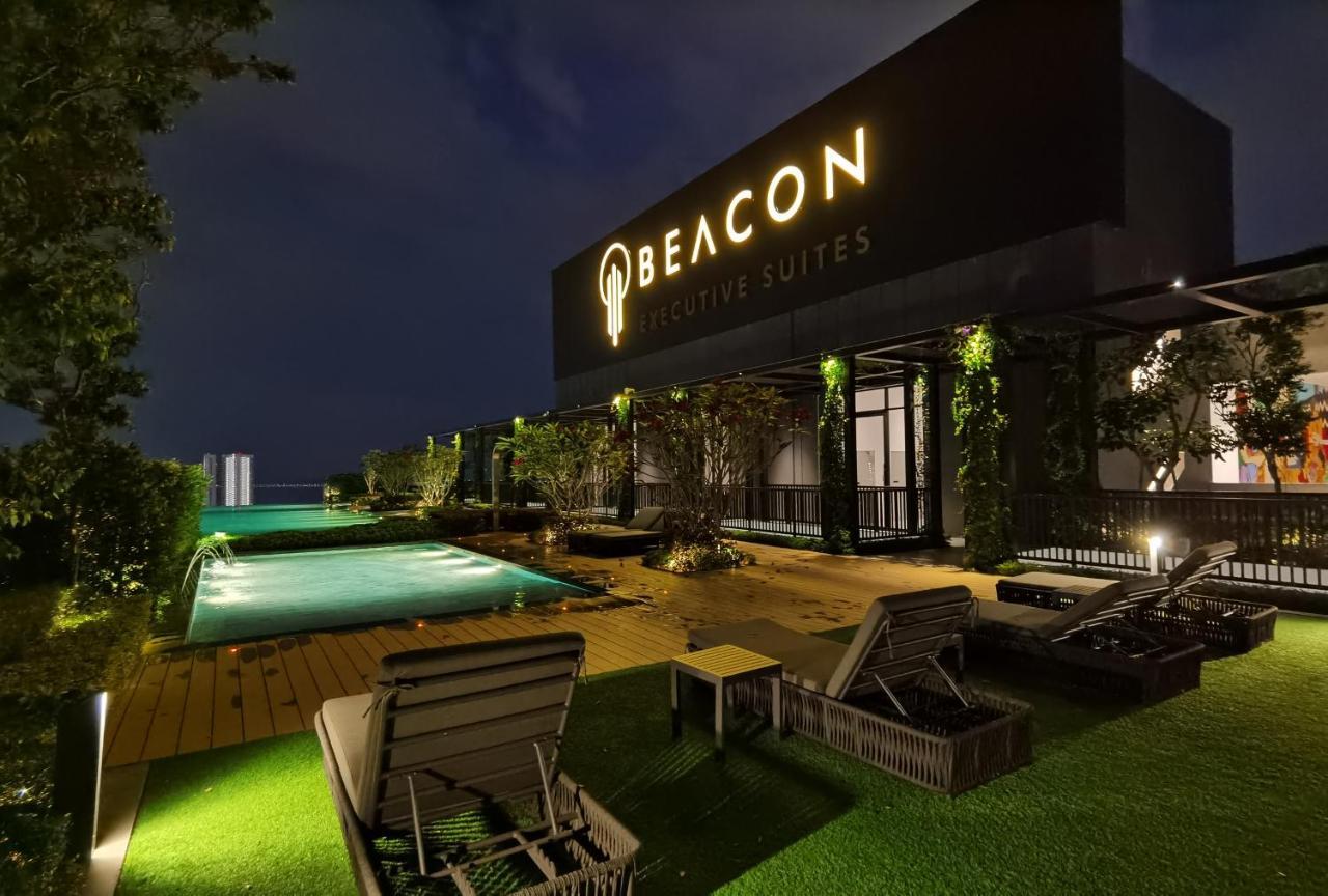 Beacon Exec Suites# Msg Chair#Disney Hotstar George Town Buitenkant foto